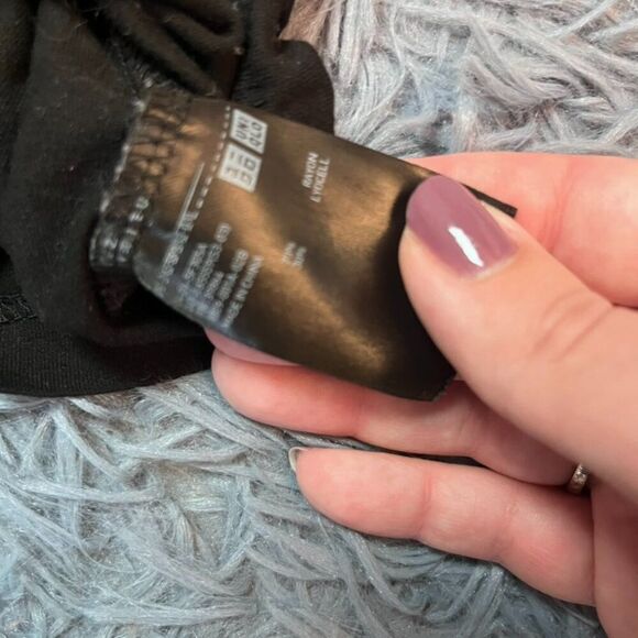 Carine Roitfeld x Uniqlo Black Long Sleeve Top Size M - Picture 5 of 5